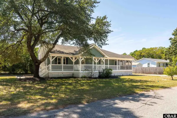 400 W Ocean Acres Drive, Kill Devil Hills, NC 27948