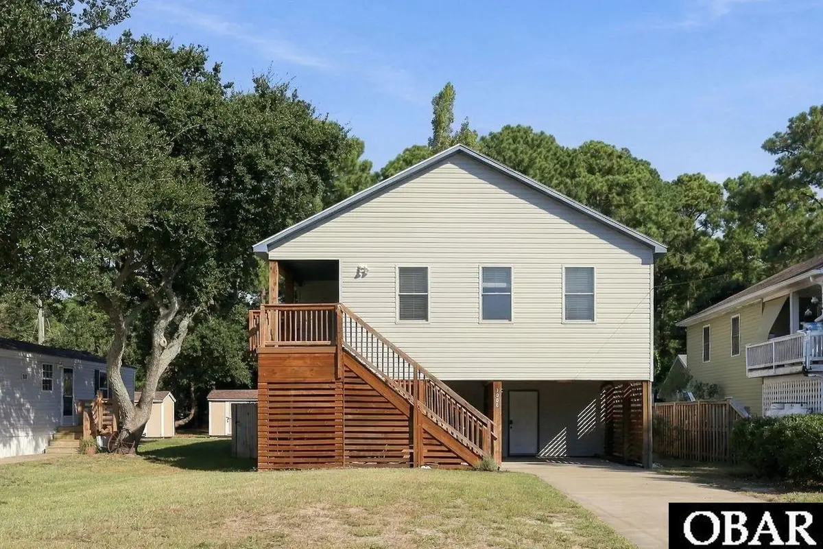 1006 W Dean Street, Kill Devil Hills, NC 27948 - #1