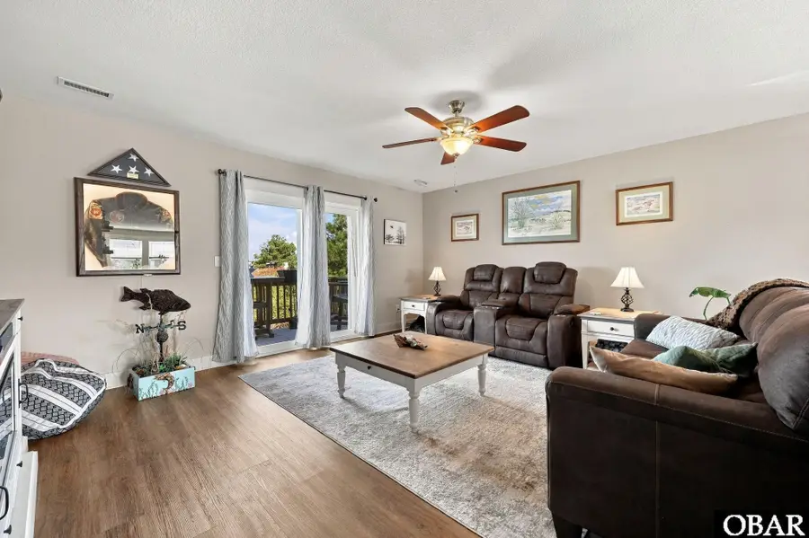 902 W Corrigan Street, Kill Devil Hills, NC 27948 - #3