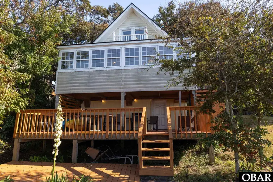 118 W Sir Walter Raleigh Drive, Kill Devil Hills, NC 27948 - #2