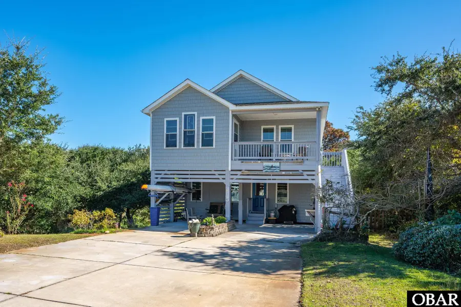 415 W Barracuda Drive, Nags Head, NC 27959 - #2