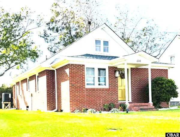 614 Croatan Avenue, Manteo, NC 27954