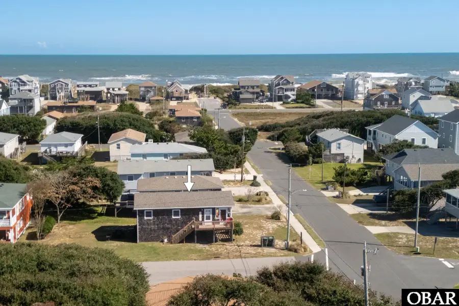 200 E Barnes Street, Nags Head, NC 27959 - #2