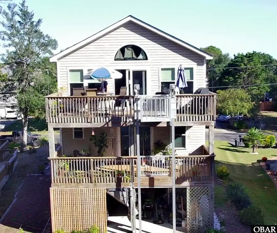 221 Sir Chandler Drive, Kill Devil Hills, NC 27948 - #3
