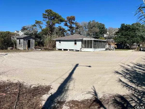 44 Fig Tree Lane, Ocracoke, NC 27960