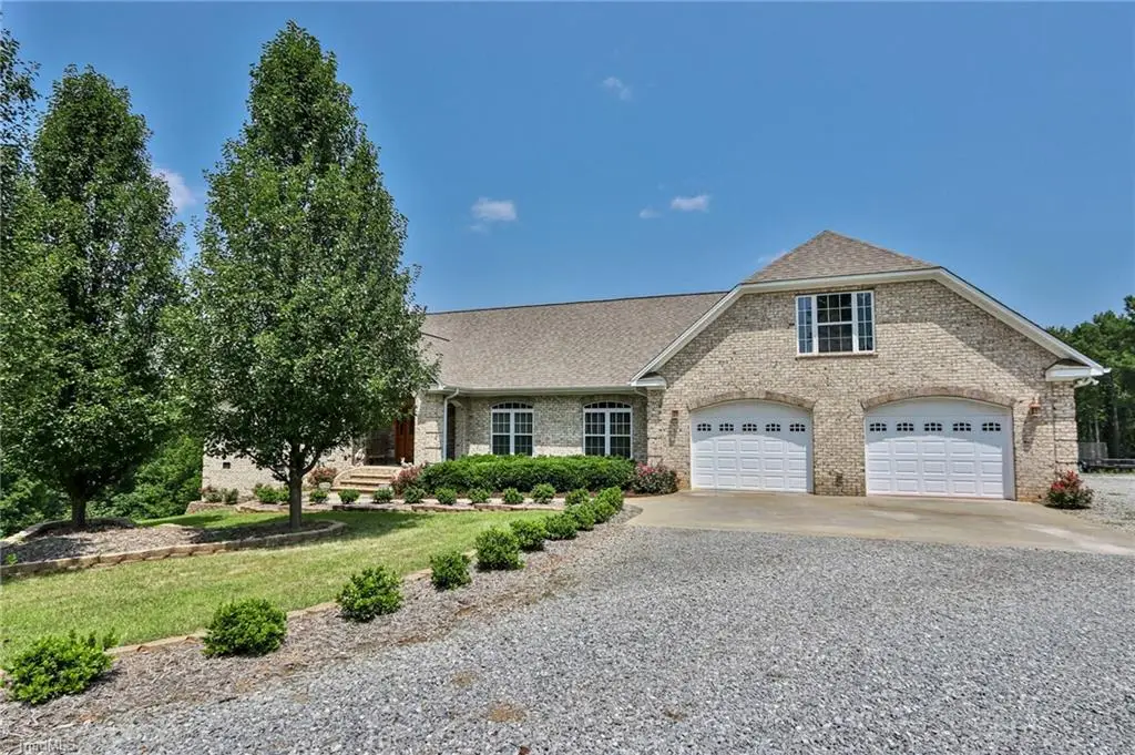 3429 Old Us Highway 421 E, Yadkinville, NC 27055 - Image #1