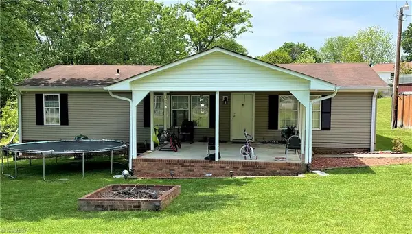 1624 Brown Street, Winston Salem, NC 27105