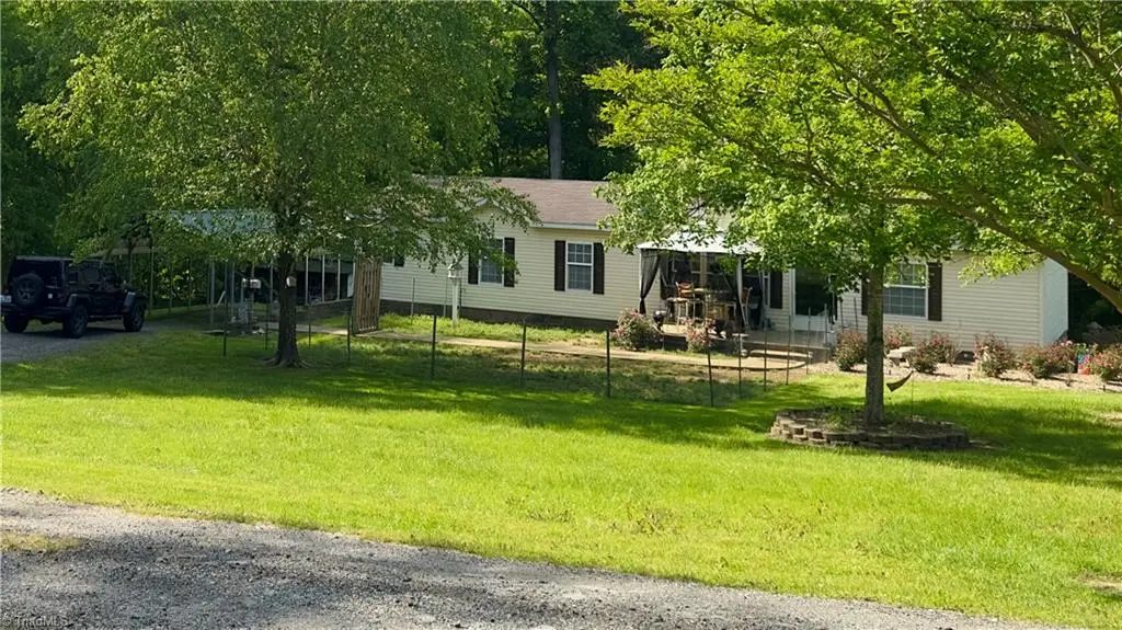 533 John Green Road, Thomasville, NC 27360 - Image #1