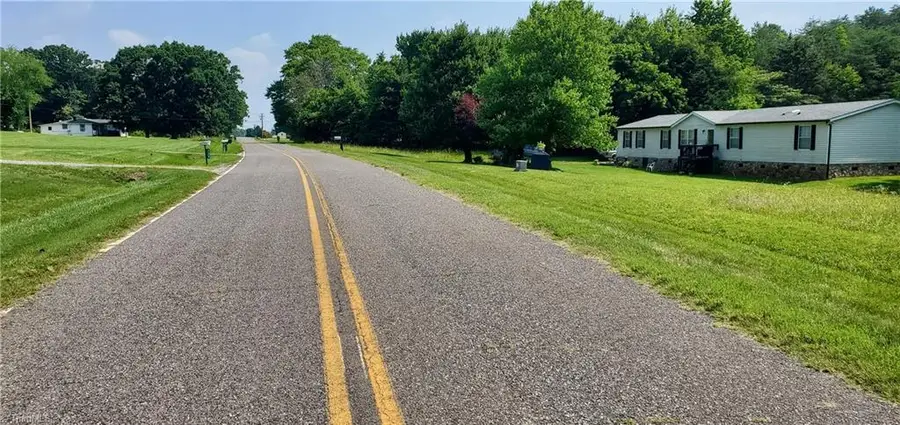 743 Allen Creek Road, Statesville, NC 28625 - Image #2