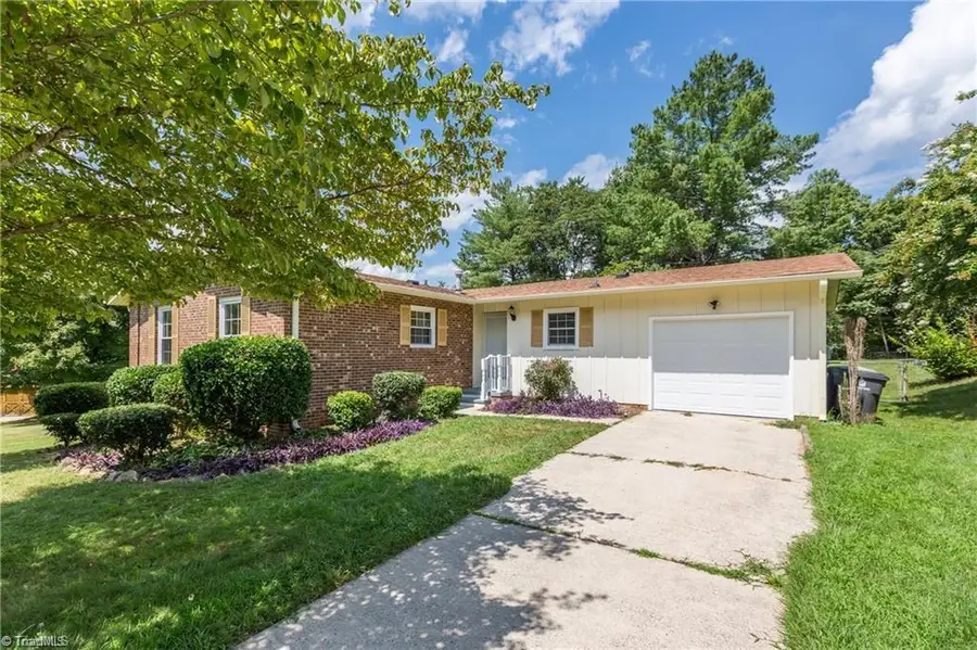 1031 Treadway Court, Winston Salem, NC 27107 - Image #3