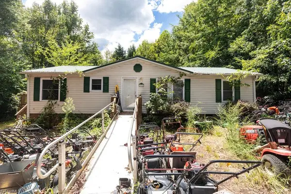 375 Etta Lane, Thomasville, NC 27360