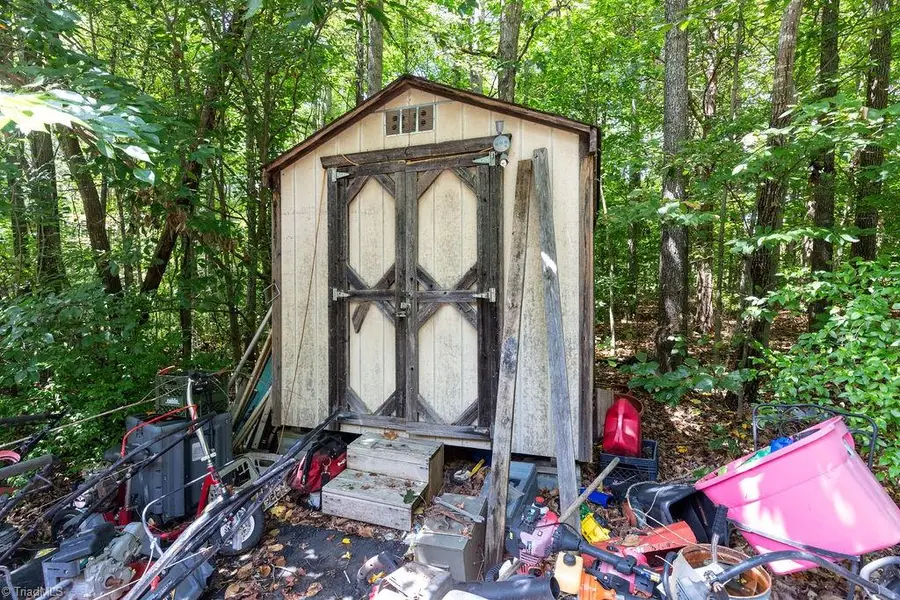 375 Etta Lane, Thomasville, NC 27360 - Image #2