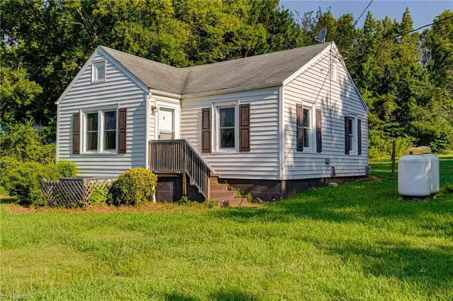 7501 Shallowford Road, Lewisville, NC 27023 - Image #3