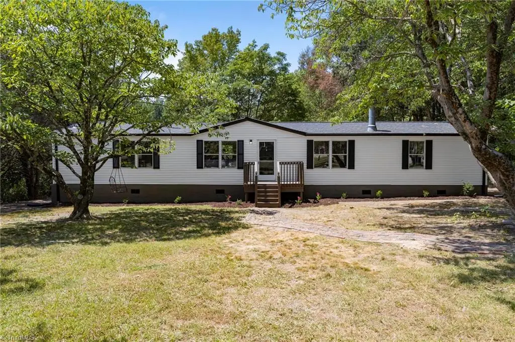 214 S Kirkman Street, Liberty, NC 27298 - Image #1