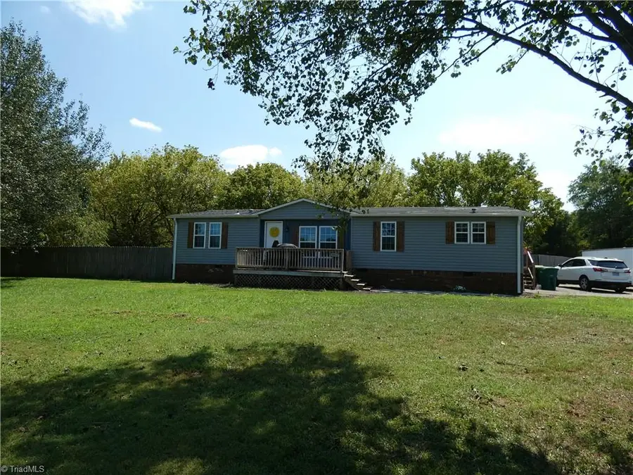 4604 Nc Highway 67, Boonville, NC 27011 - Image #2