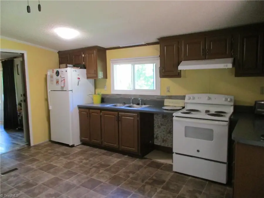 1093 Johnson Farm Road, Pilot Mountain, NC 27041 - Image #3