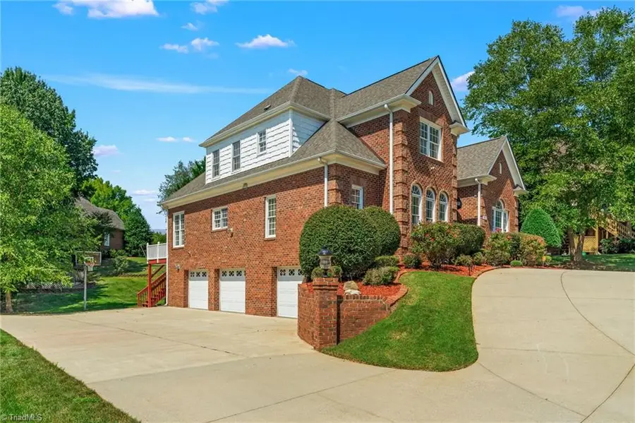 111 Montauk Court, Clemmons, NC 27012 - Image #3