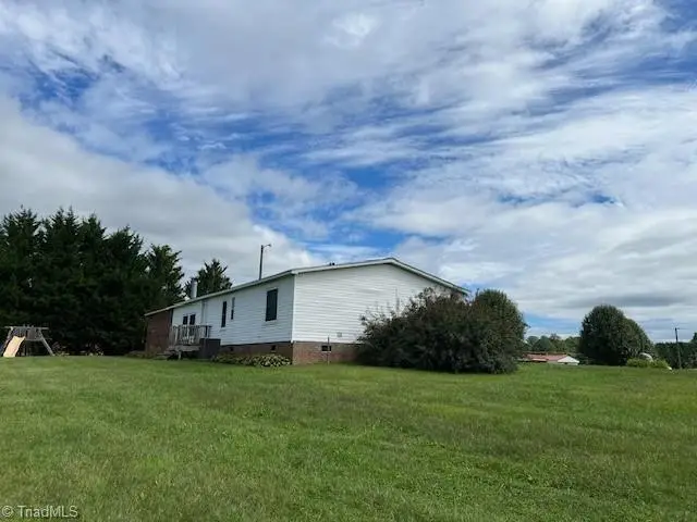 180 Cedar Lake Trail, Mount Airy, NC 27030 - Image #2