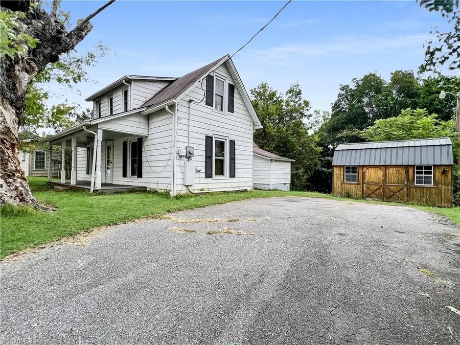 1008 Hinshaw Street, North Wilkesboro, NC 28659 - Image #3