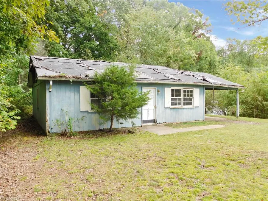 6322 Chigwell Trail, Tobaccoville, NC 27050 - Image #2