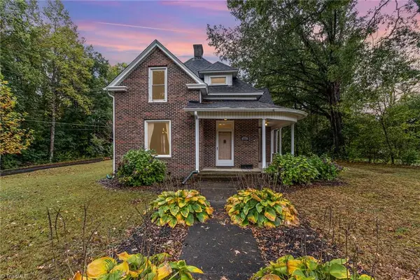 601 W Holt Street, Mebane, NC 27302