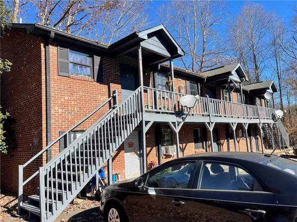 2401 Markwood Lane, Winston Salem, NC 27107