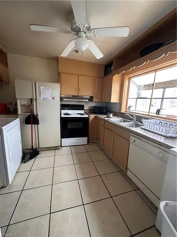 801 Lowdermilk Street, Greensboro, NC 27401 - Image #3