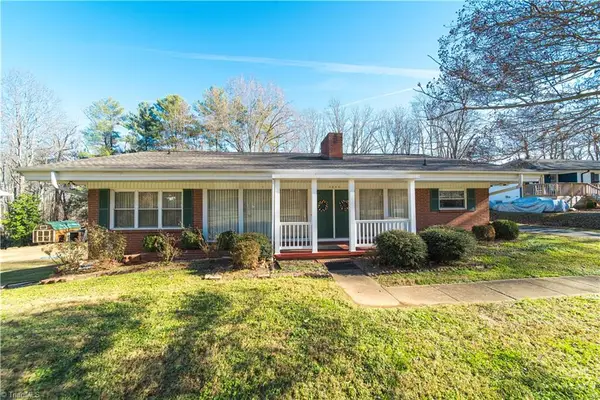 2923 Lakawanna Drive, Walkertown, NC 27051