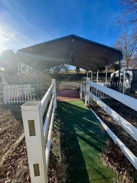 715 Third Avenue, Reidsville, NC 27320 - Image #3