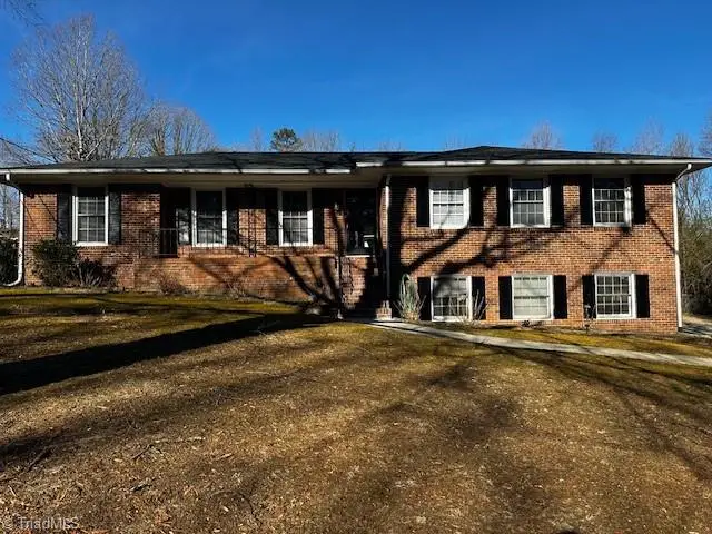 3525 Woodview Drive, High Point, NC 27265 - Image #1