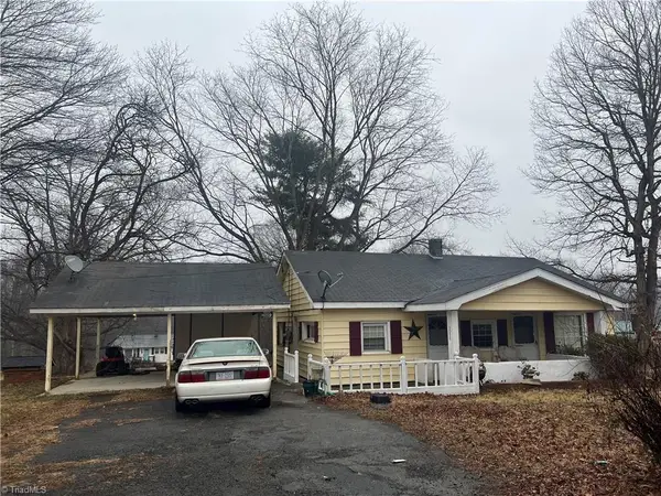 290 Fowler Circle, Dobson, NC 27017