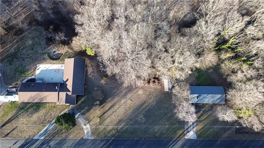 124 Holiday Drive, Lexington, NC 27295 - Image #2