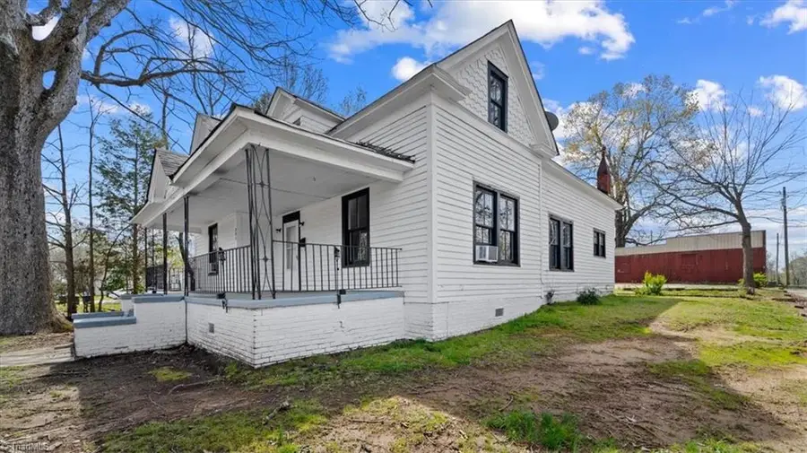 227 5th Avenue, Lexington, NC 27292 - Image #2