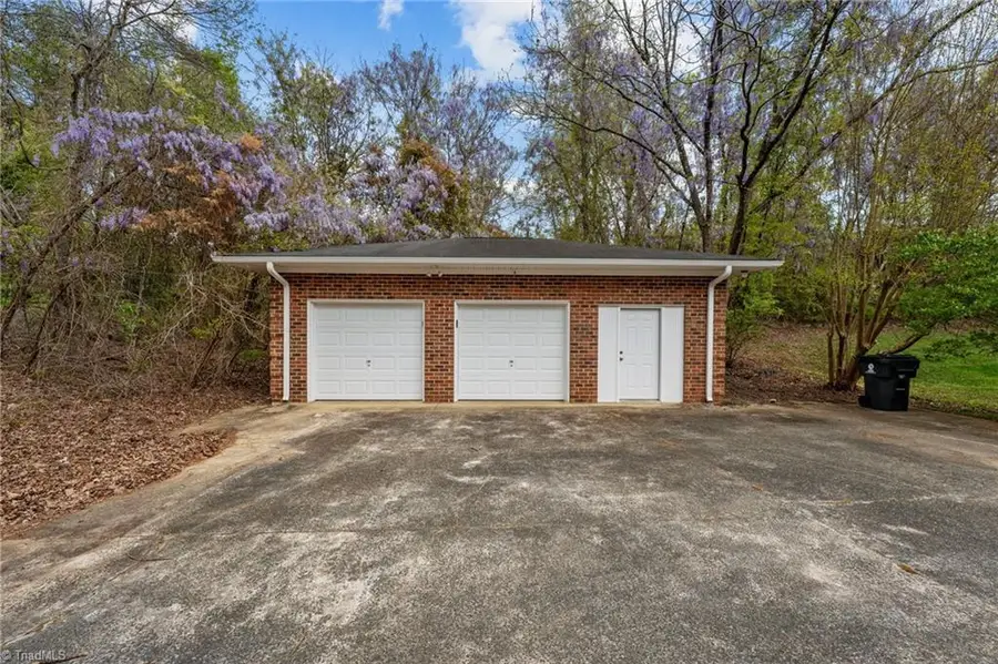 1355 Shamrock Drive, Burlington, NC 27215 - Image #3