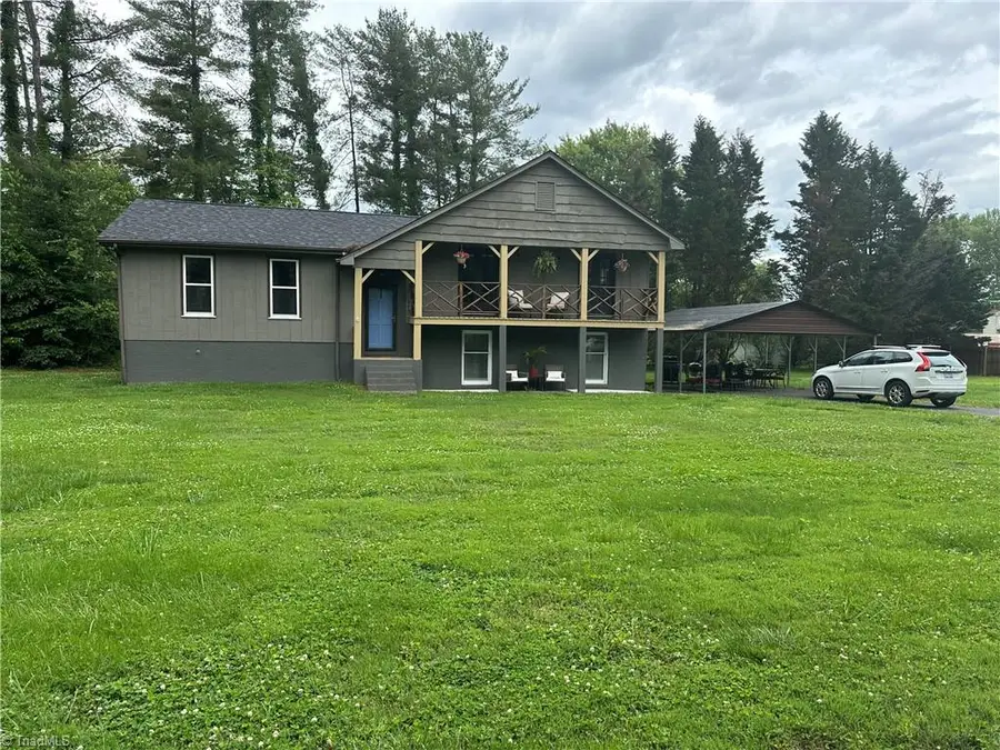 560 E Jackson Road, Mount Airy, NC 27030 - Image #3