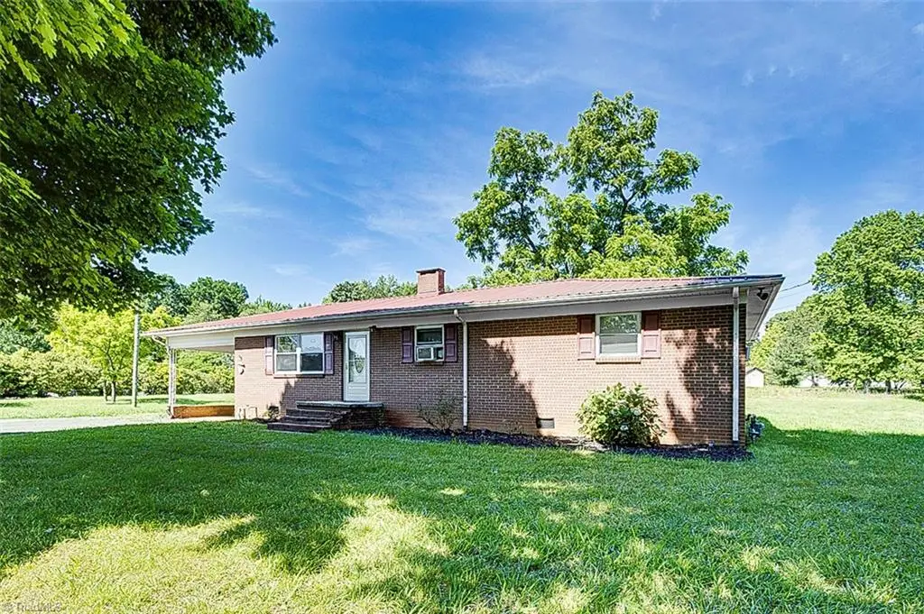 359 Cunningham Brick Yard Road, Lexington, NC 27292 - Image #1