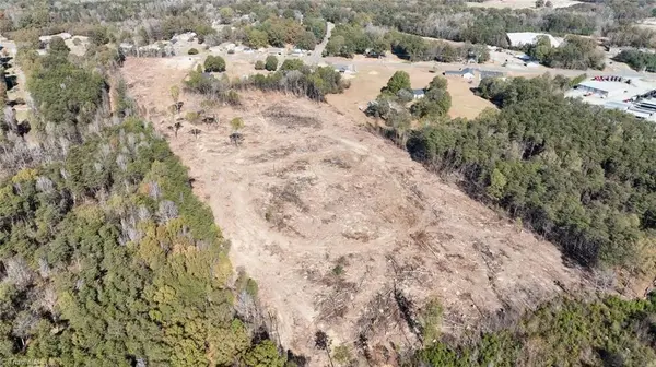 000 Summit Road, Eden, NC 27288