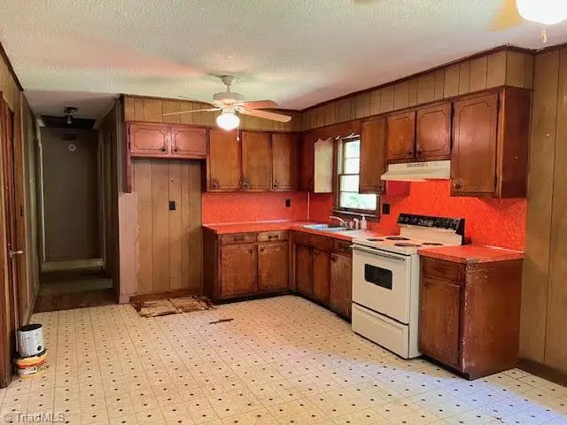 436 Mineral Springs Road, Pelham, NC 27311 - Image #2