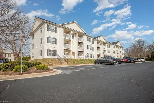 2111 Lambeth Farm Lane #N, Kernersville, NC 27284