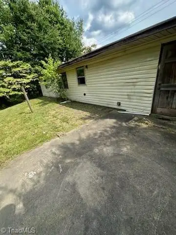 110 Hedgecock Road, High Point, NC 27265 - Image #2