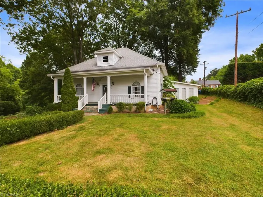 153 1st Street Nw, Catawba, NC 28609 - Image #2