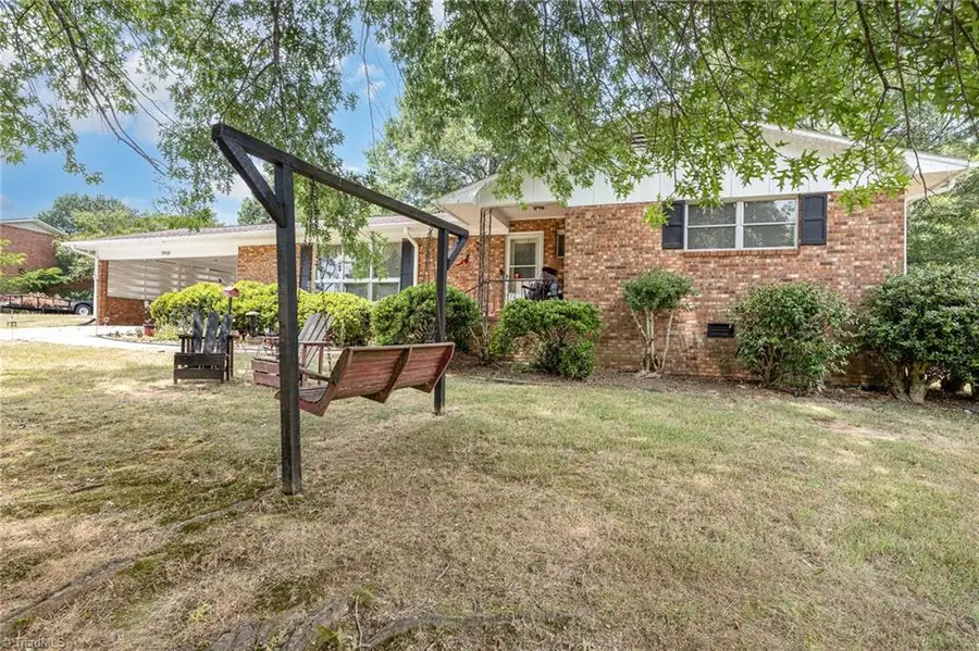 3910 Beverly Hills Drive, High Point, NC 27265 - Image #3