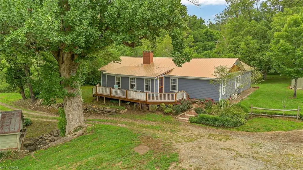 754 Stillwater Road, Boomer, NC 28606 - #1