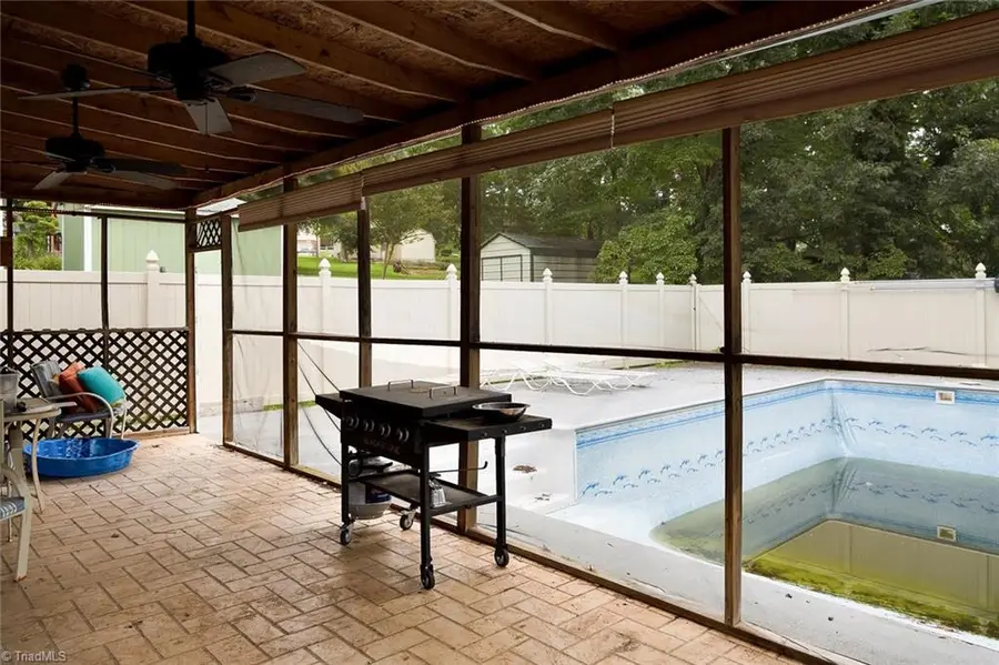 905 Lamond Court, Winston Salem, NC 27101 - Image #3