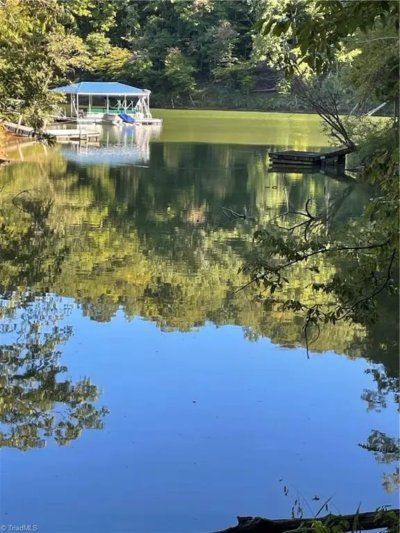 7715 W Nc Highway 268, Wilkesboro, NC 28697