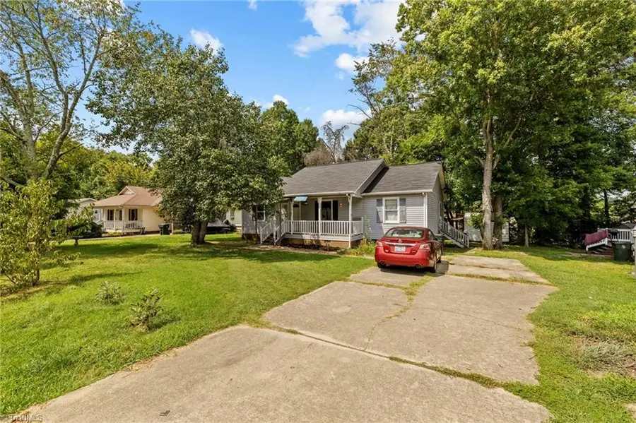 74 Lowery Drive, Thomasville, NC 27360 - Image #2