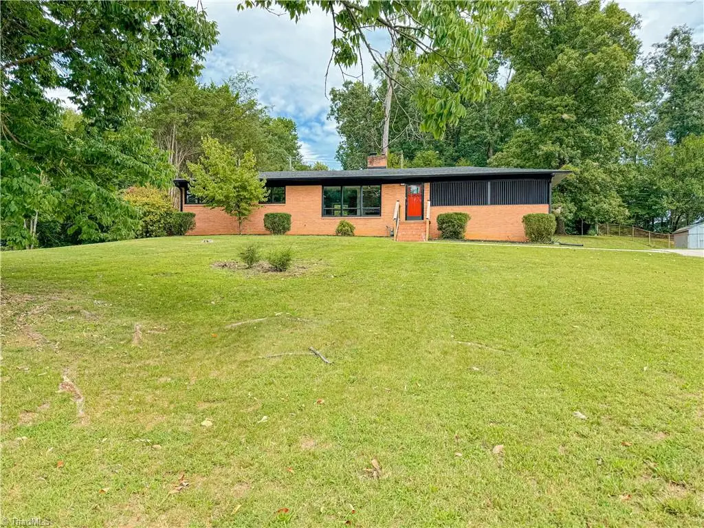 621 Nance Drive, Thomasville, NC 27360 - Image #1