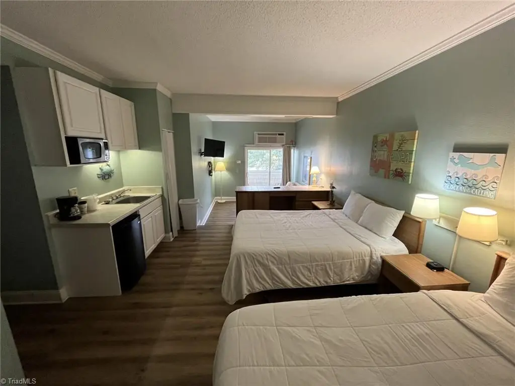 602 Fort Macon Road, Atlantic Beach, NC 28512 - Image #1