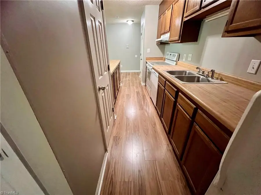 2330 W Vandalia Road #G, Greensboro, NC 27407 - Image #3