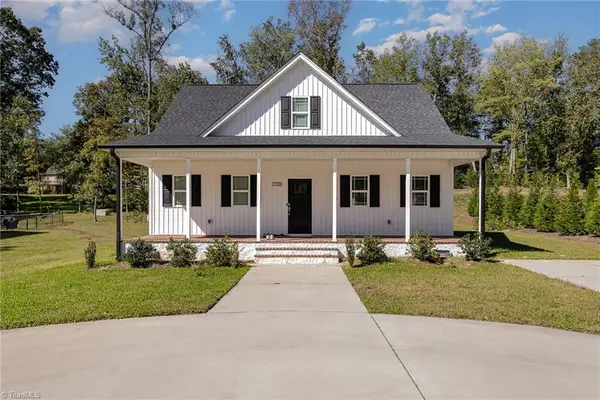 7150 Smokerise Lane, Kernersville, NC 27284